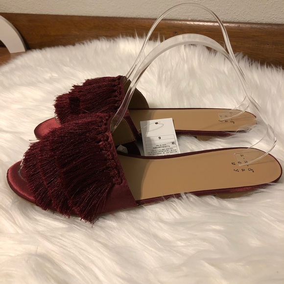 A New Day Sandals Burgundy Benetta Fringe Satin - Picture 6 of 8